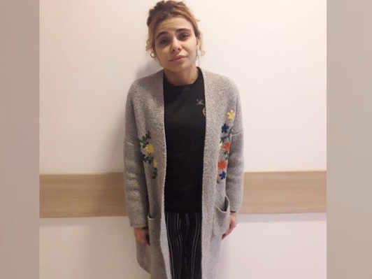 В Баку задержана девушка – специалист по квартирным кражам - ФОТО