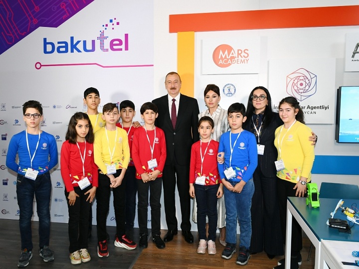 Prezident İlham Əliyev “Bakutel-2019” sərgisi ilə tanış olub – FOTO