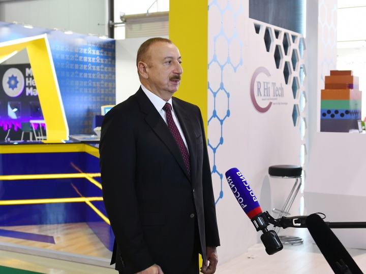 Телеканал «Россия-24» показал репортаж о выставке «Bakutel». В репортаж вошло и интервью Президента Ильхама Алиева - ФОТО