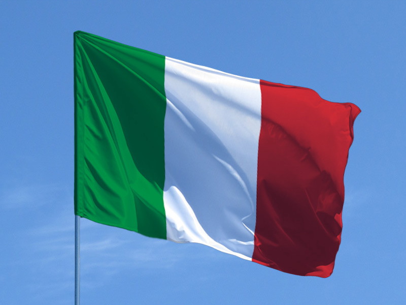 В Италии проармянский парламентарий обвиняется в финансовых махинация
