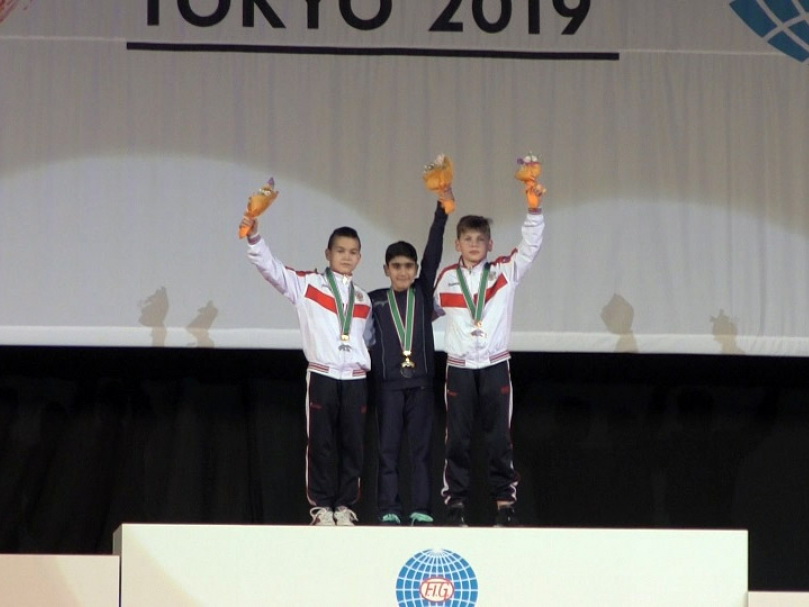 Азербайджанский гимнаст завоевал золотую медаль в Токио - ФОТО