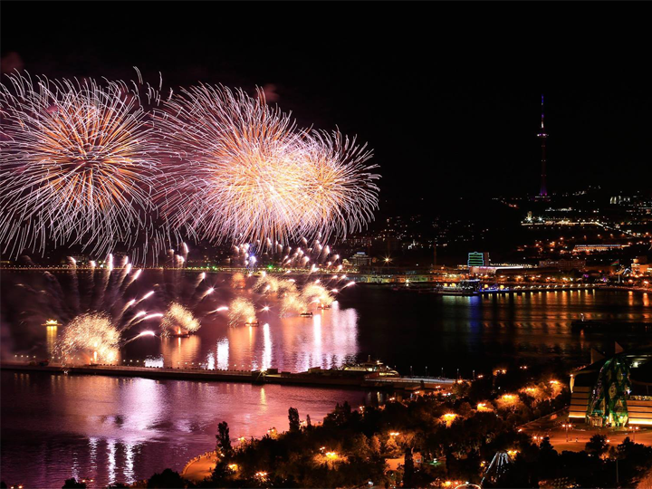 Где лучше всего провести новогоднюю ночь-2020 в Баку: Самые интересные и выгодные предложения - ФОТО - ВИДЕО