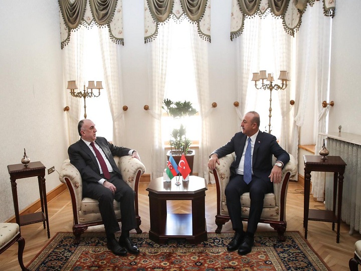 Tbilisidə Azərbaycan və Türkiyənin Xarici İşlər nazirlərinin görüşü olub