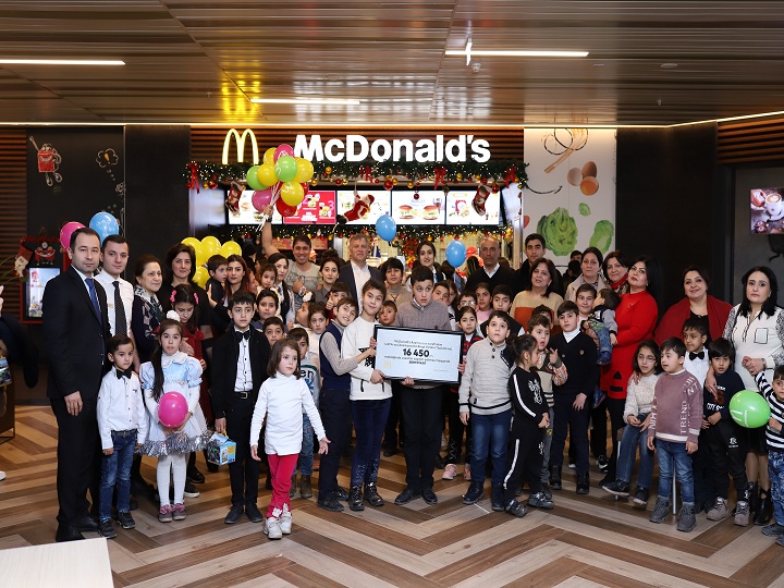 McDonald’s Azərbaycan müştərilərin dəstəyi ilə “Xoş anlarla birlikdə” xeyriyyə tədbiri keçirib – FOTO