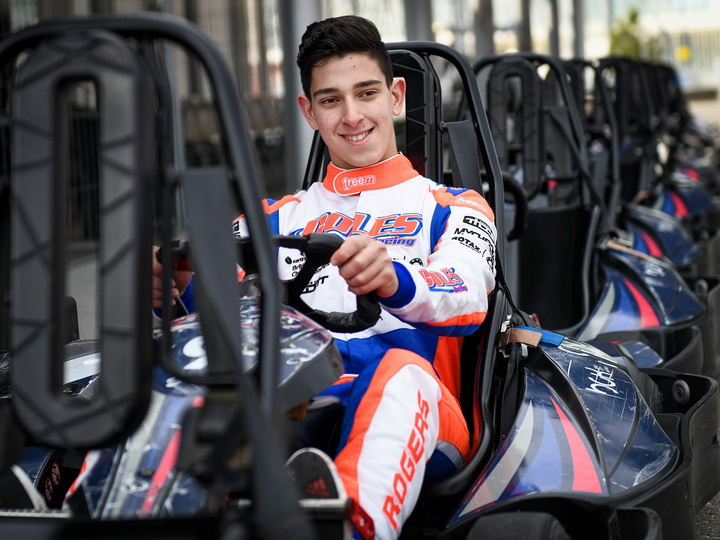 Азербайджанский гонщик Джамиль Гасанлы Роджерс собирается выступать в Формуле-4