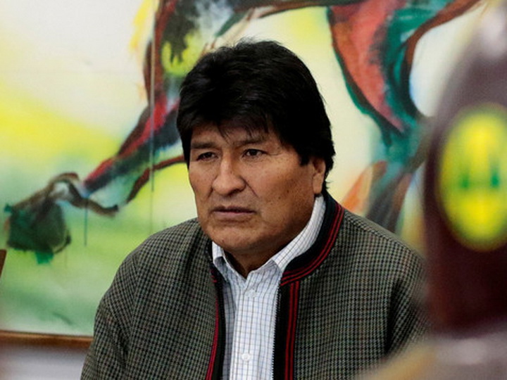 Парламент Боливии принял отставку Эво Моралеса