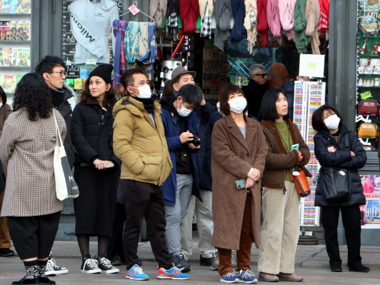 Число погибших от коронавируса в Китае достигло 425 человек