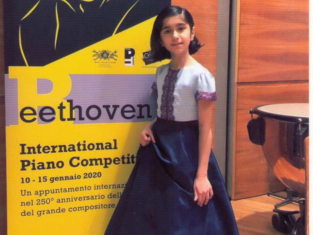 Юная азербайджанка стала студенткой Женевской консерватории – ФОТО
