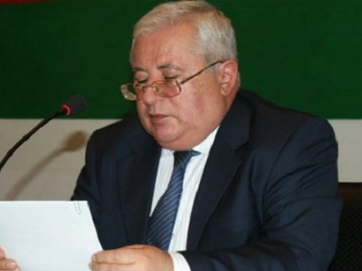 Исмаил Велиев освобожден от должности главы ИВ Нефтчалинского района