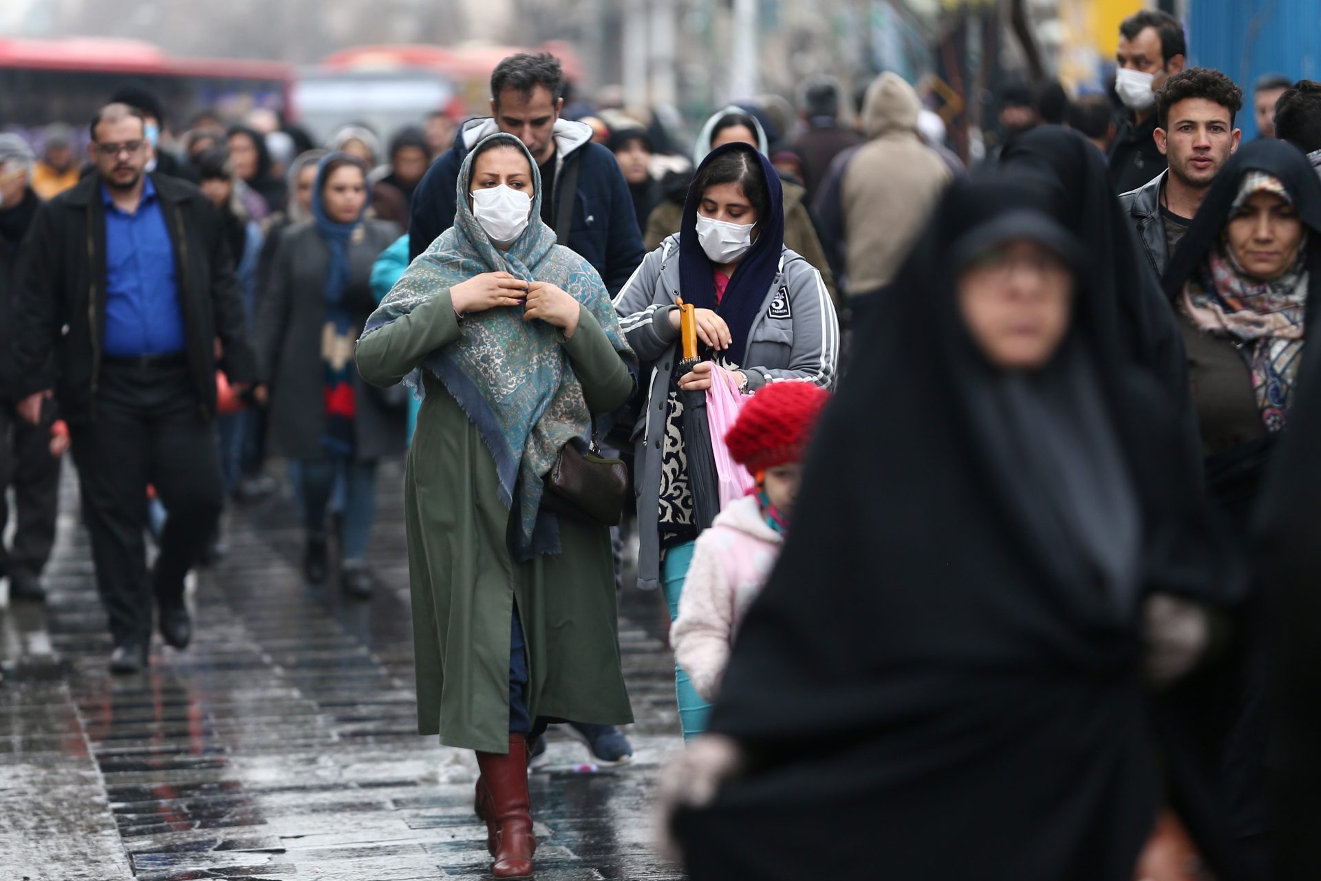Число умерших от коронавируса в Иране превысило 7500 человек