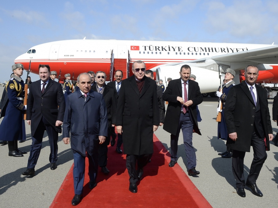 Эрдоган прибыл в Баку - ФОТО