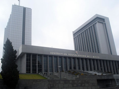 Deputatlar koronavirusla bağlı test yoxlanışından keçiriləcək