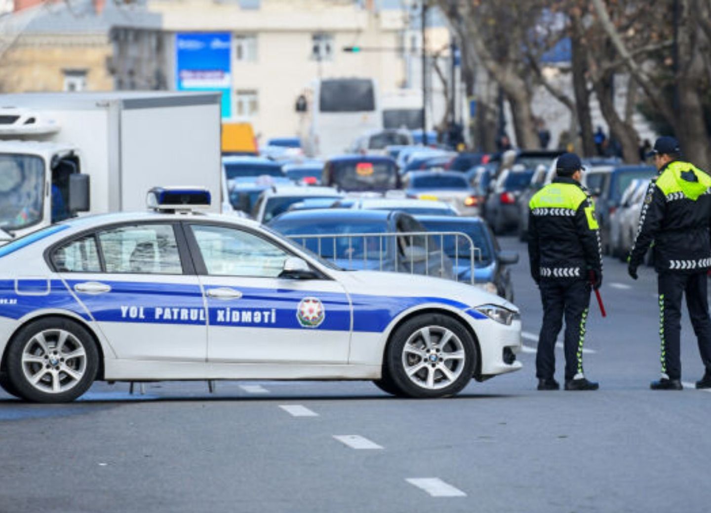 Дорожная полиция Баку усиливает контроль на дорогах  