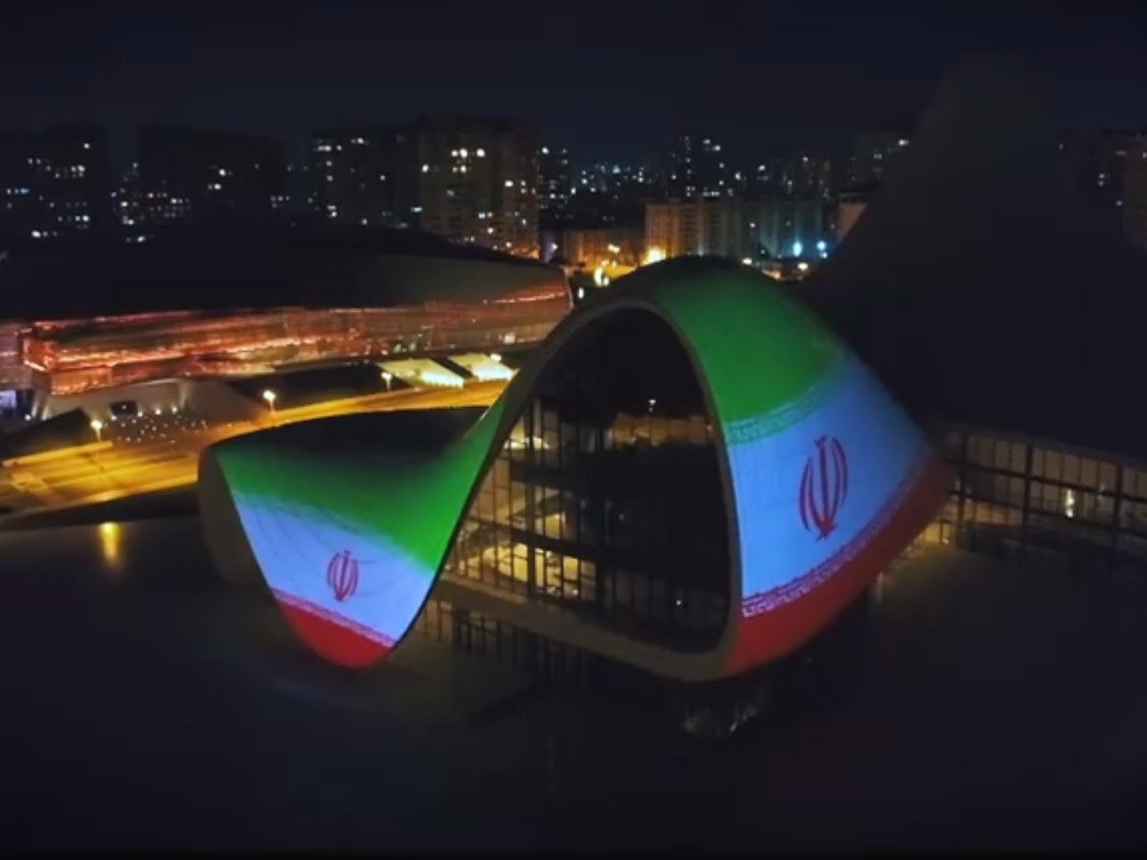 Солидарность: Центр Гейдара Алиева украсился флагом Ирана - ФОТО - ВИДЕО