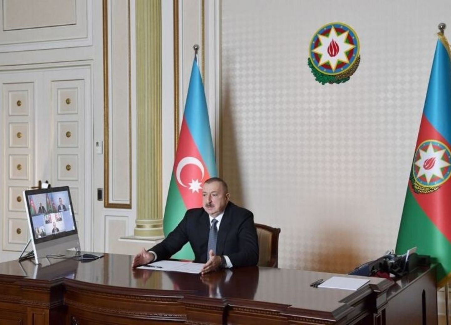 Ильхам Алиев провел совещание с участием Сахиля Бабаева и Микаила Джаббарова - ФОТО 