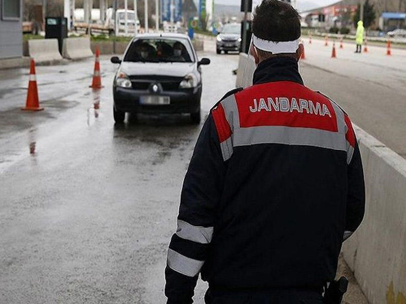 Türkiyədə küçəyə çıxmaqla bağlı qadağanın detalları məlum olub