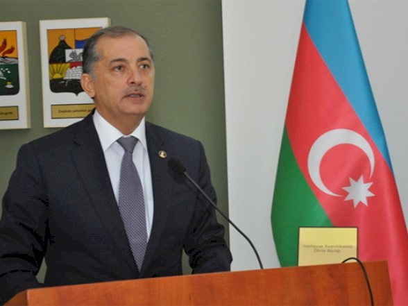 Президент Ильхам Алиев освободил от должности главу ИВ Имишлинского района
