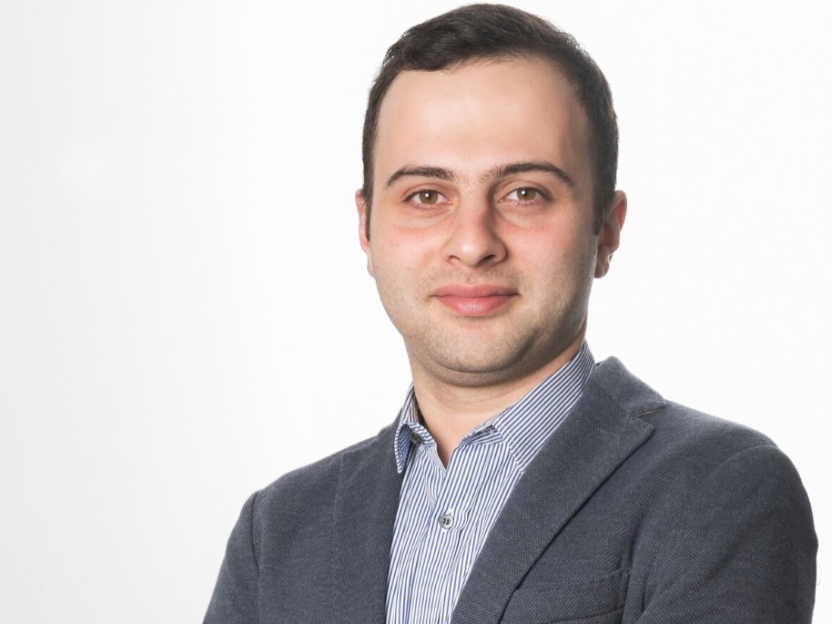 Консультант из Баку Риад Салаев выступит на онлайн-встрече выпускников IE Business School – ФОТО