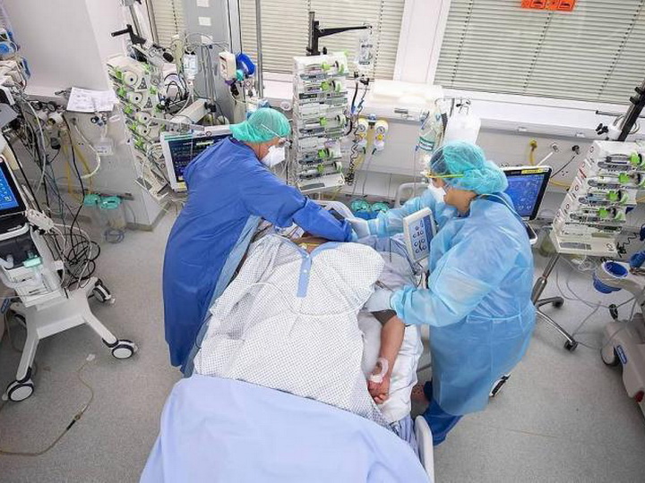В Турции за сутки от коронавируса вылечились более 1,3 тыс пациентов