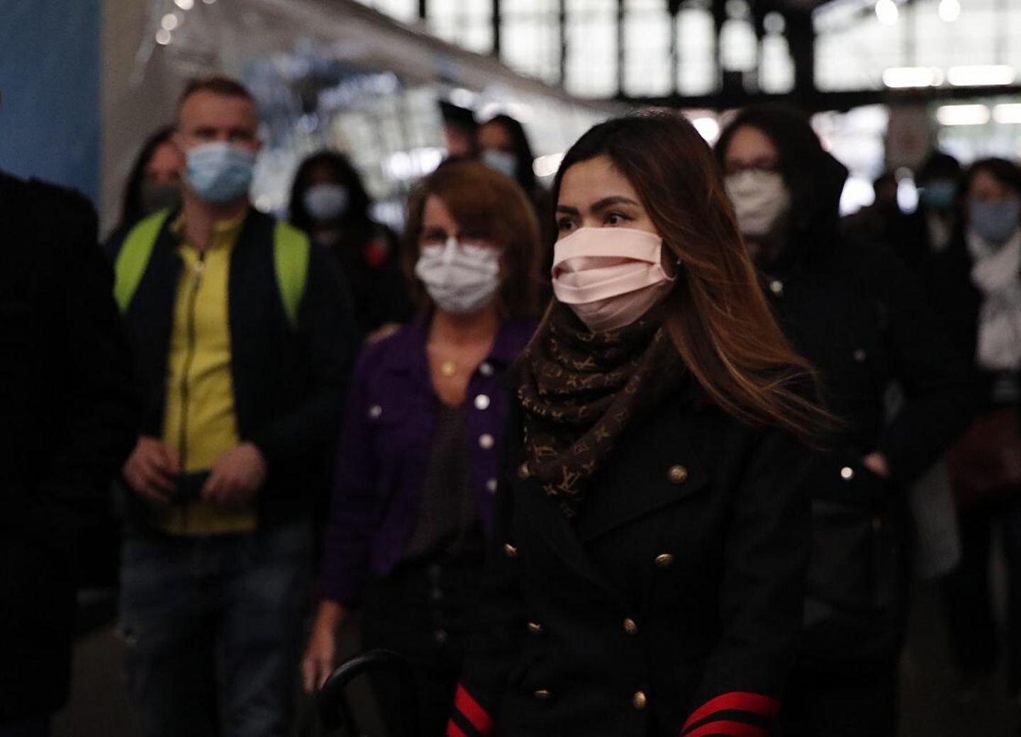 Ношение масок в транспорте во Франции будет обязательным до появления вакцины
