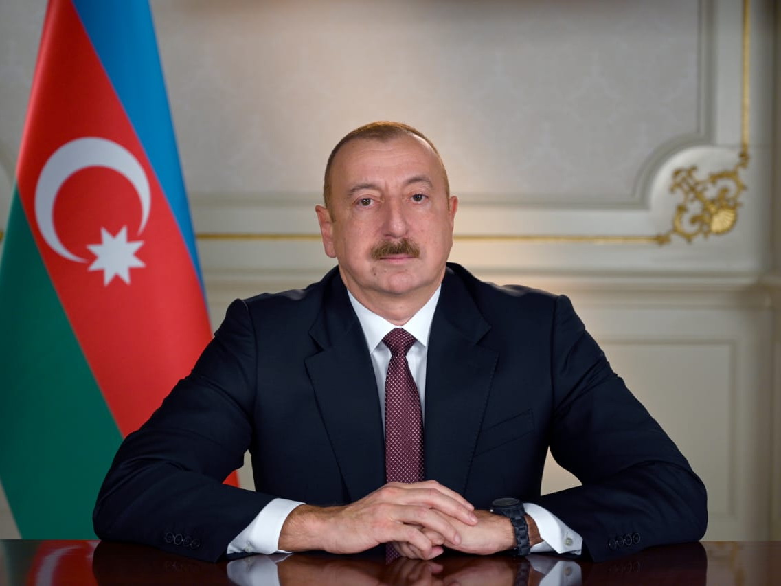 В адрес Президента Ильхама Алиева продолжают поступать поздравительные письма
