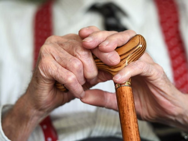 В Азербайджане снижается пенсионный возраст для этой категории лиц