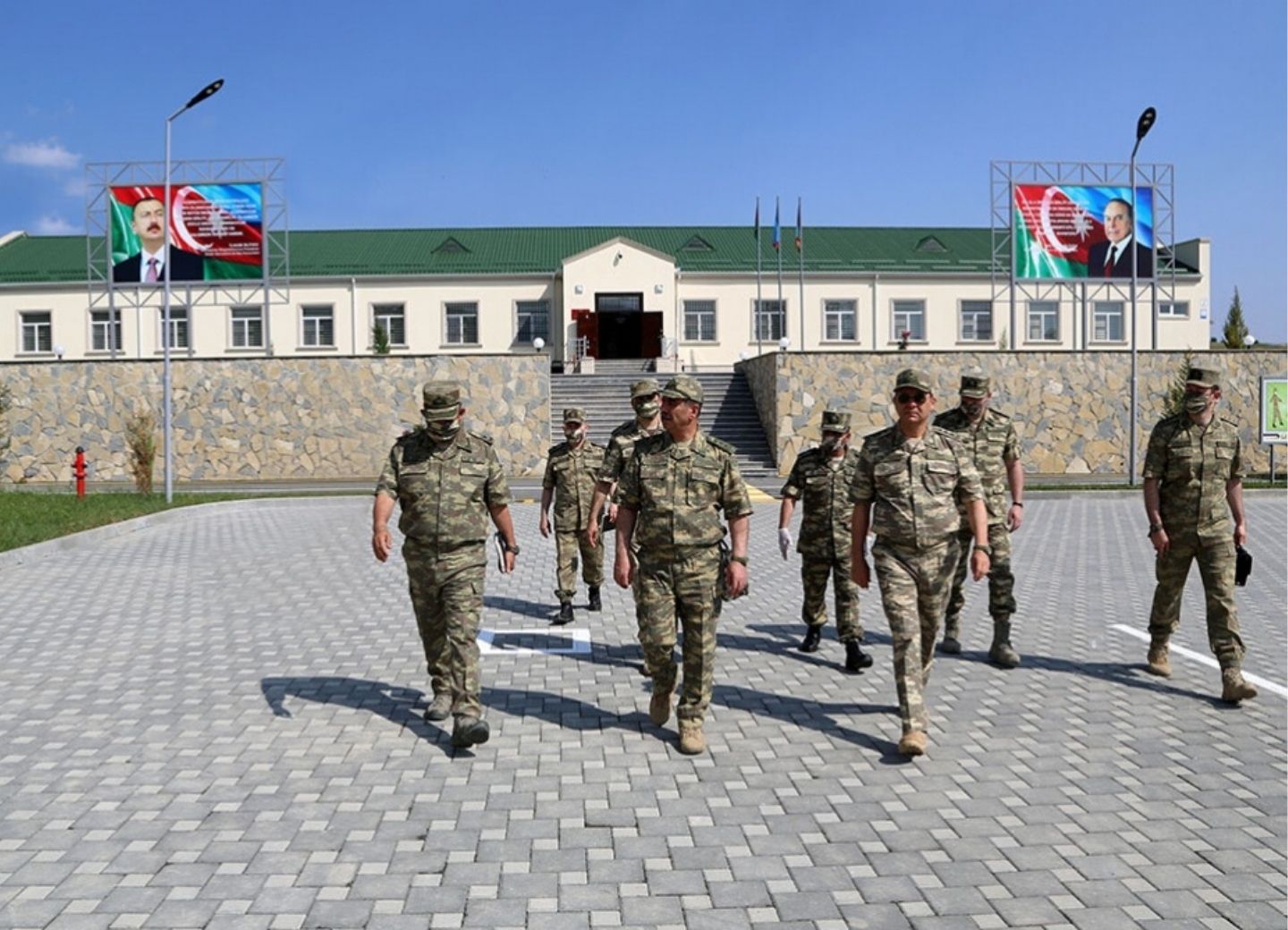 Министр обороны принял участие в открытии очередной новой воинской части в прифронтовой зоне - ФОТО
