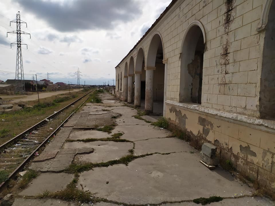 Станция азербайджана. Мардакяны Азербайджан. Баку станция Вишневка. Баку станция Инжирная. Станция Кишлы Баку.