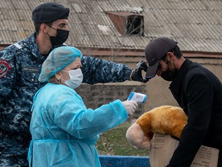 В Армении режим ЧП из-за пандемии продлен на месяц