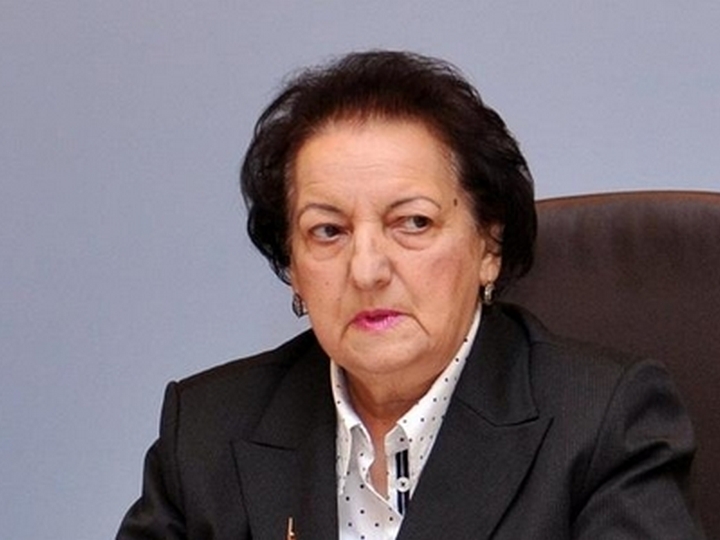 Prezident Elmira Süleymanova ilə bağlı sərəncam imzaladı