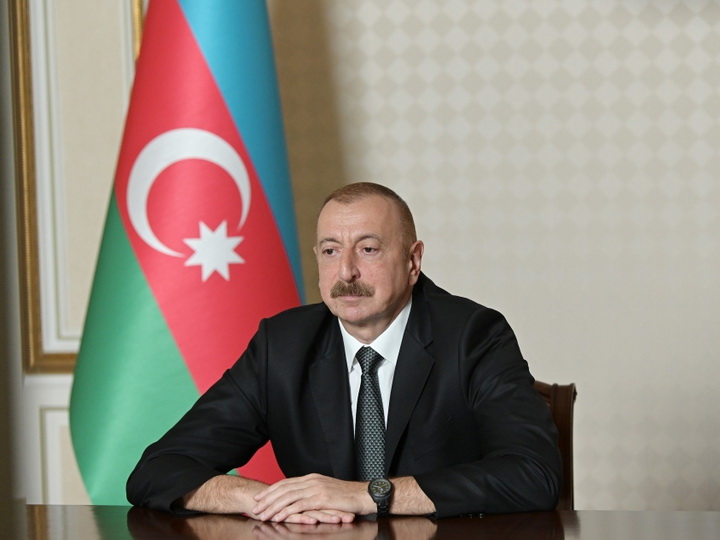 Ильхам Алиев: В кадровой политике следует основываться не на личных знакомствах, а на профессионализме