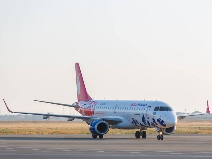 AZAL Budapeştdən Bakıya çarter reysi yerinə yetirib - FOTO