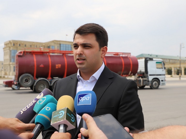 Mirhəsən Seyidov: Prezidentin tapşırığına əsasən Neftçaladakı su problemi aradan qaldırılır