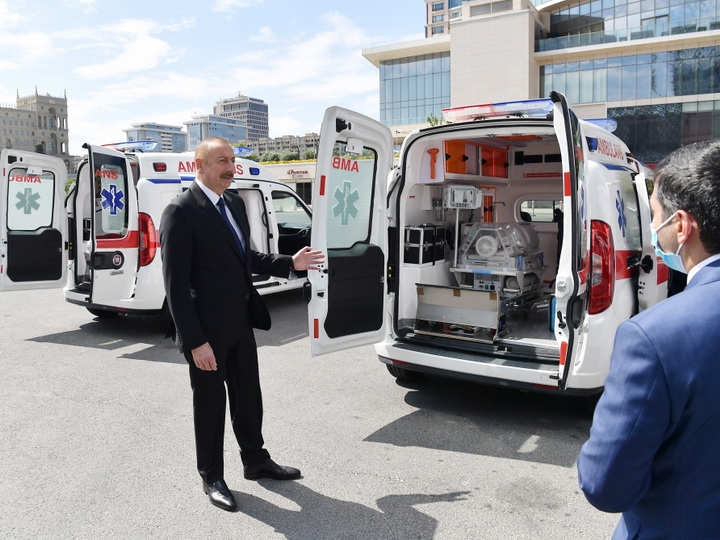 В Азербайджан доставлены новые автомобили скорой медицинской помощи – ФОТО
