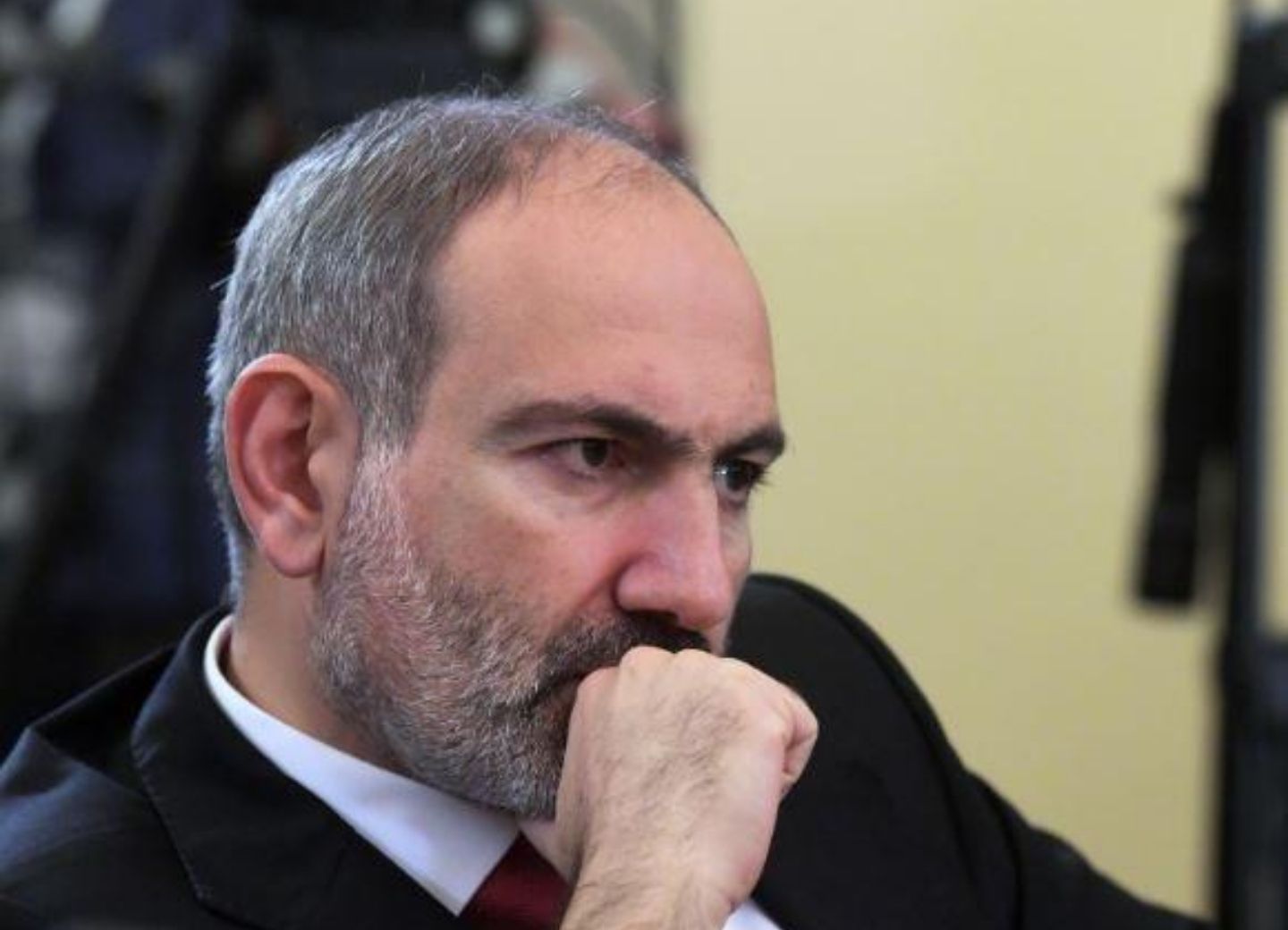 Российское СМИ: «Народ Армении не выбирал Пашиняна – во власть его втащила толпа ереванских хипстеров»