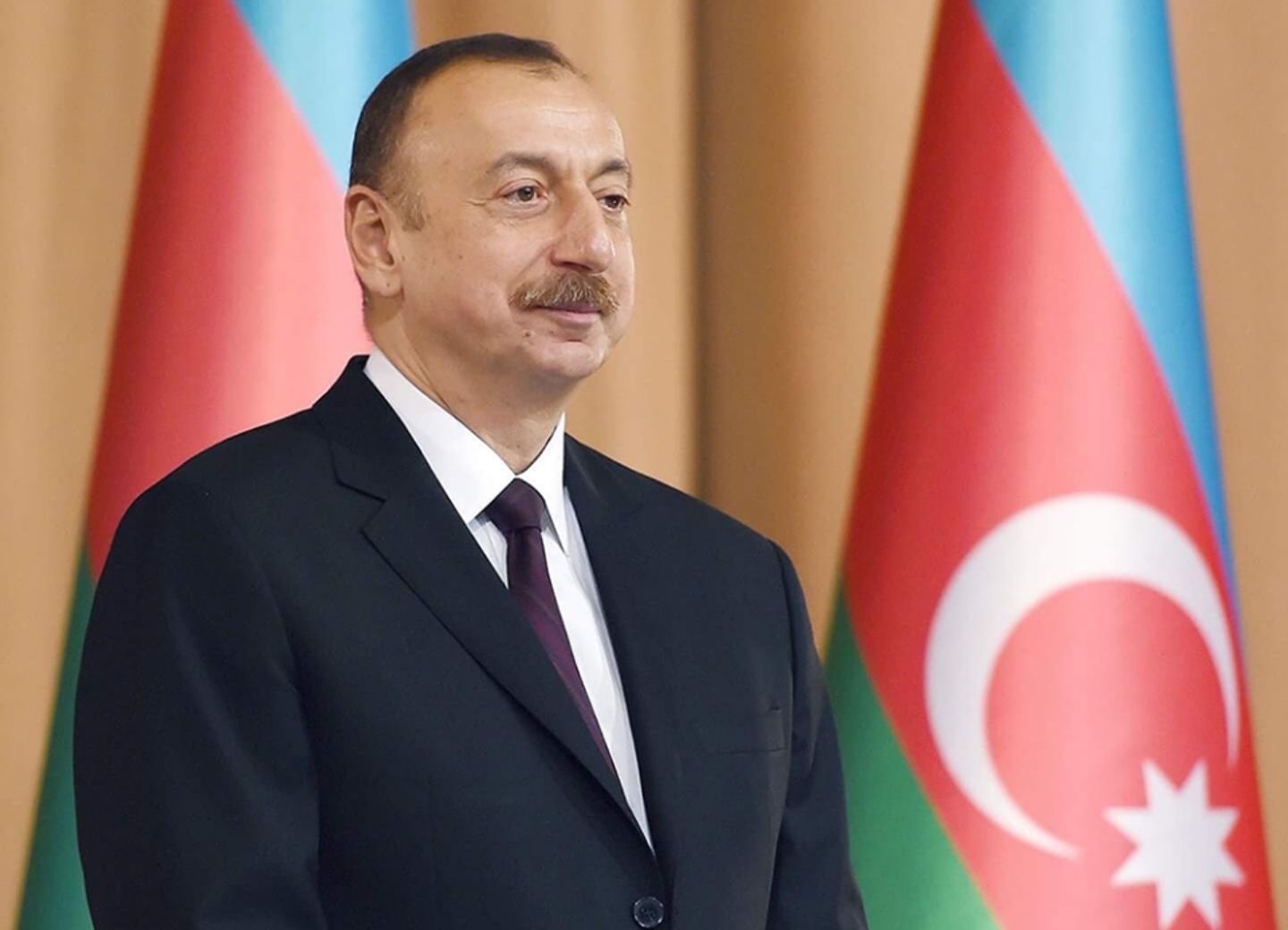 Ильхам Алиев поздравил азербайджанский народ с праздником Гурбан – ФОТО 