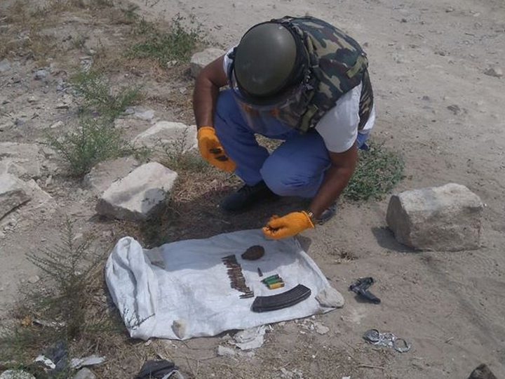 В поселке Нардаран обнаружены боеприпасы – ФОТО