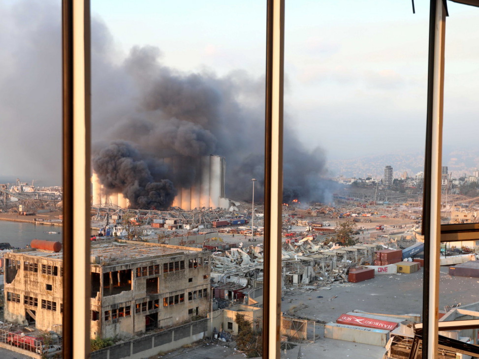 Число погибших при взрыве в Бейруте увеличилось до 158 человек