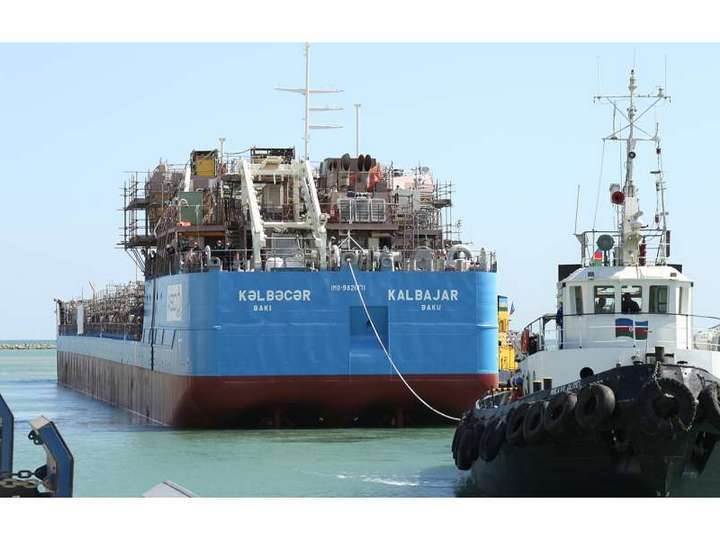 “Kəlbəcər” tankeri tikintisinin növbəti mərhələsi üçün suya salınıb - FOTO+VİDEO