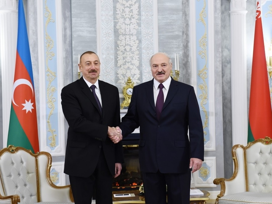 Ильхам Алиев поздравил Александра Лукашенко с уверенной победой на президентских выборах
