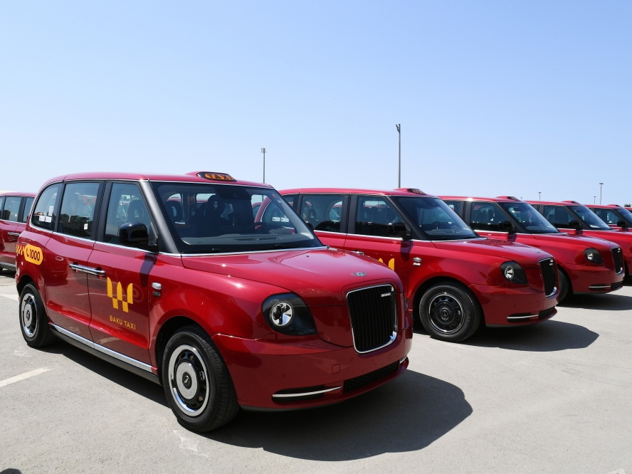 Экологичность и безопасность: О преимуществах новых «Лондонских такси» на улицах Баку – ФОТО - ВИДЕО