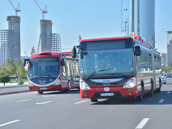 На выходные в Баку приостанавливается функционирование регулярных и экспресс-автобусов