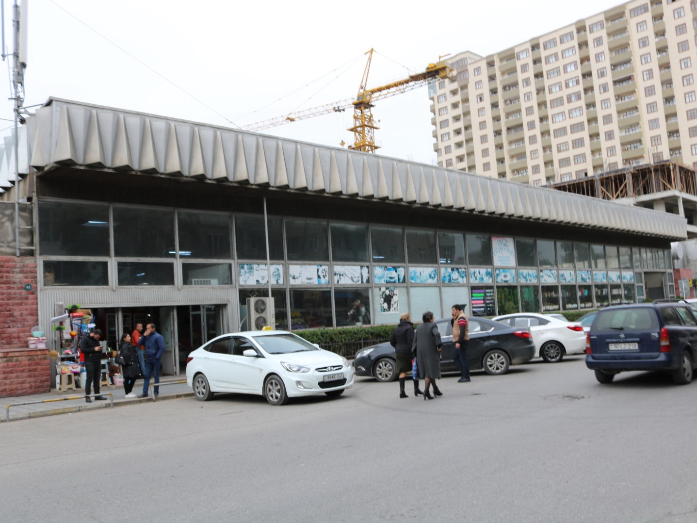 В центре Баку снесен известный базар – ФОТО