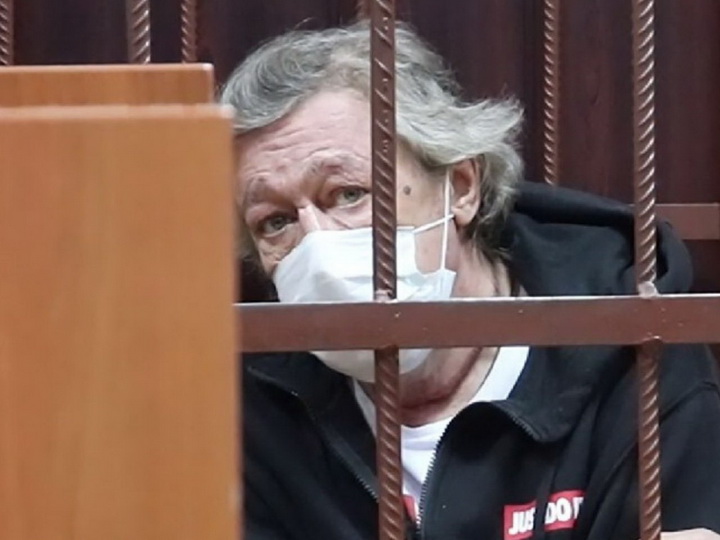 Михаил Ефремов отказался от своих адвокатов