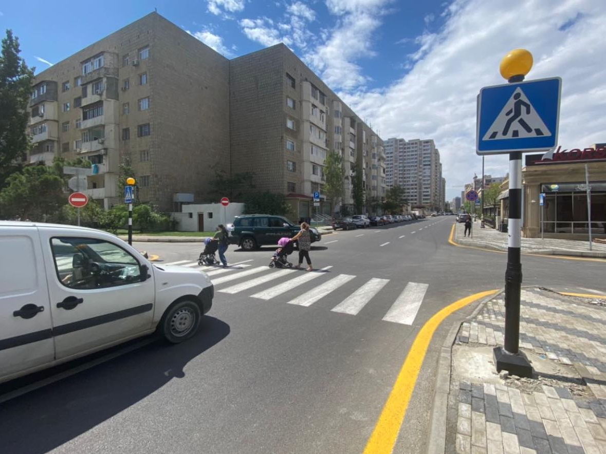 Введено новшество для защиты пешеходов в Баку - ФОТО