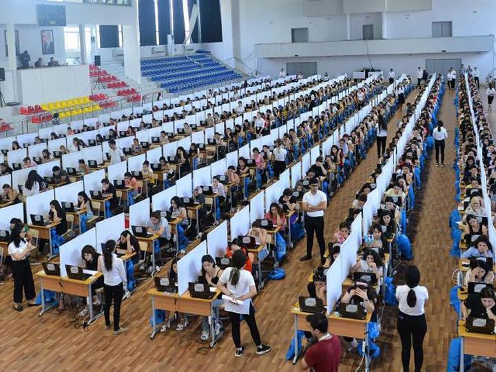 Bu gün ingilis dili müəllimi olmaq istəyən 3363 namizəd imtahan verir