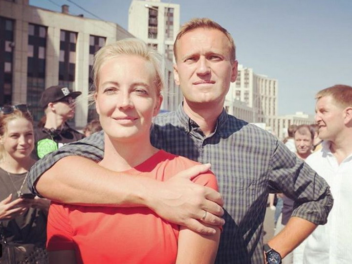 Навальный: «Сегодня я знаю о любви немного больше, чем месяц назад» - ФОТО