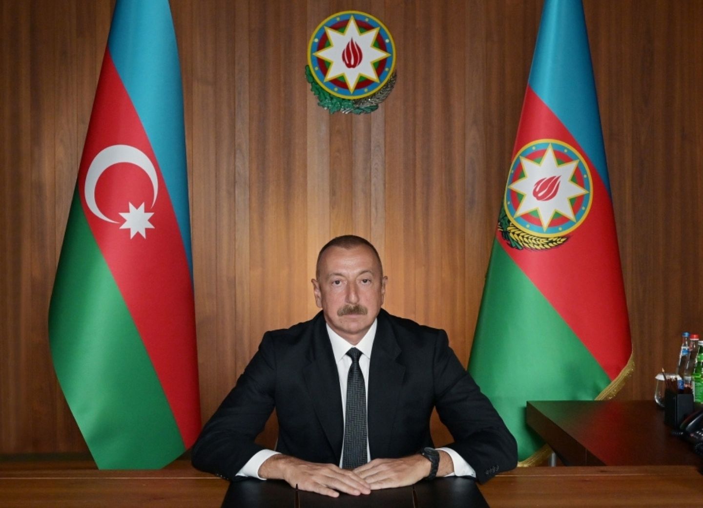 Ильхам Алиев призвал все страны воздержаться от поставок оружия в Армению