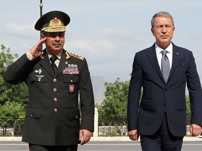 Хулуси Акар: Турция готова до последнего поддерживать усилия по обеспечению территориальной целостности Азербайджана
