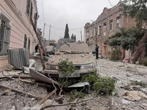 Срочно: Город Гянджа вновь подвергся обстрелу с территории Армении